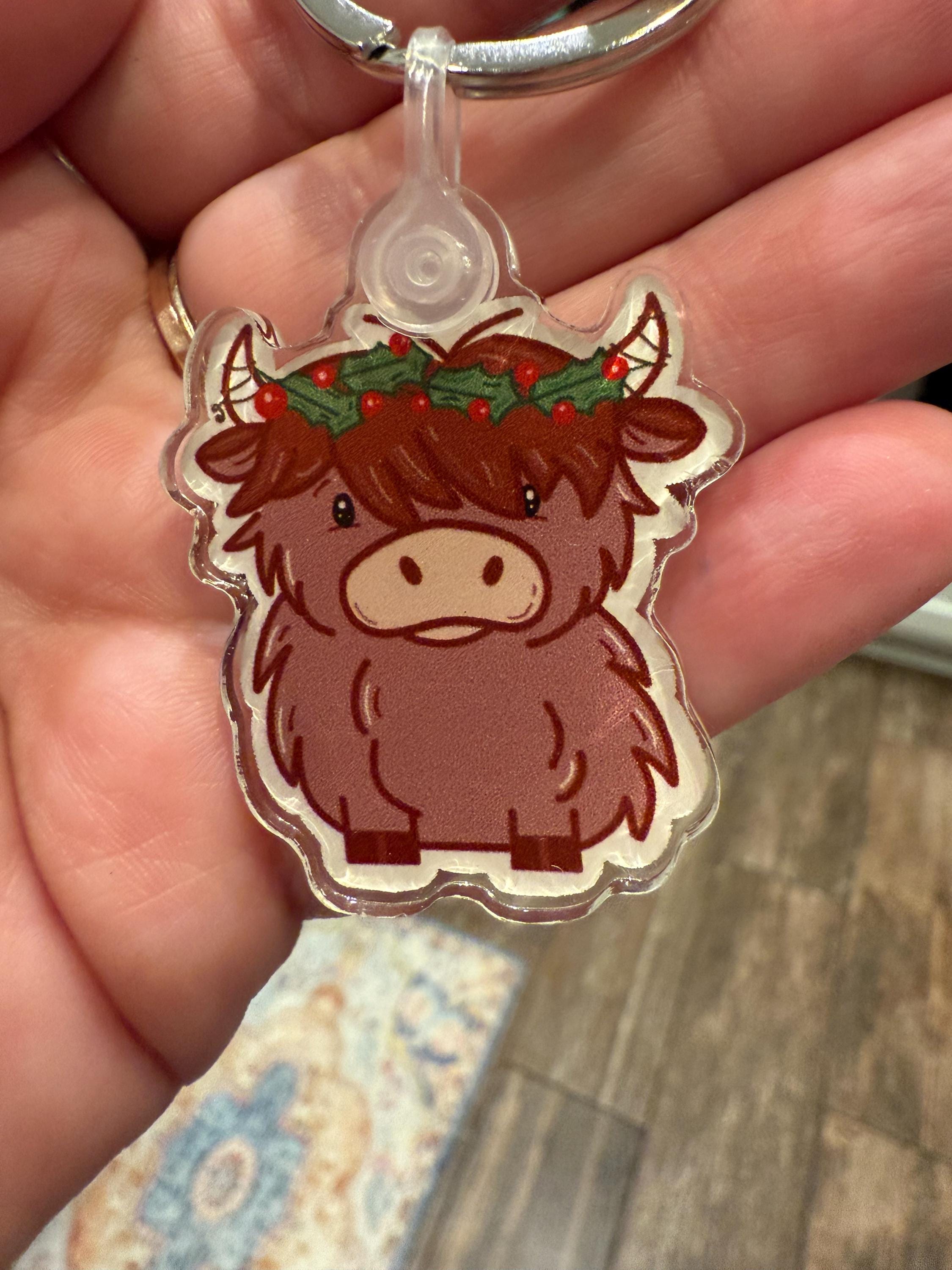 Highland Cow Christmas Keychain | Holly Wreath Acrylic Keyring